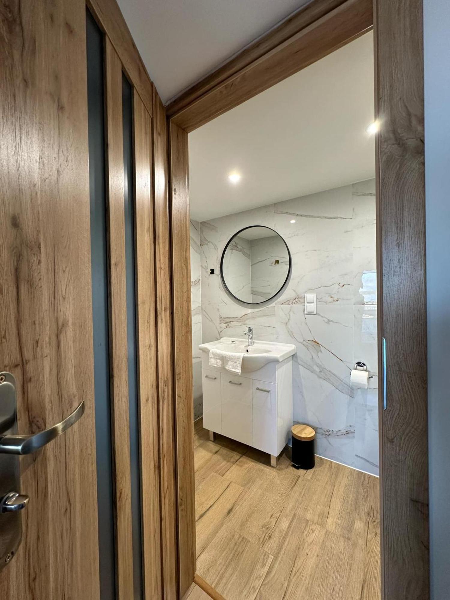 Apartament Bena Ze Zjawiskowym Tarasem Widokowym Chełmno Kültér fotó